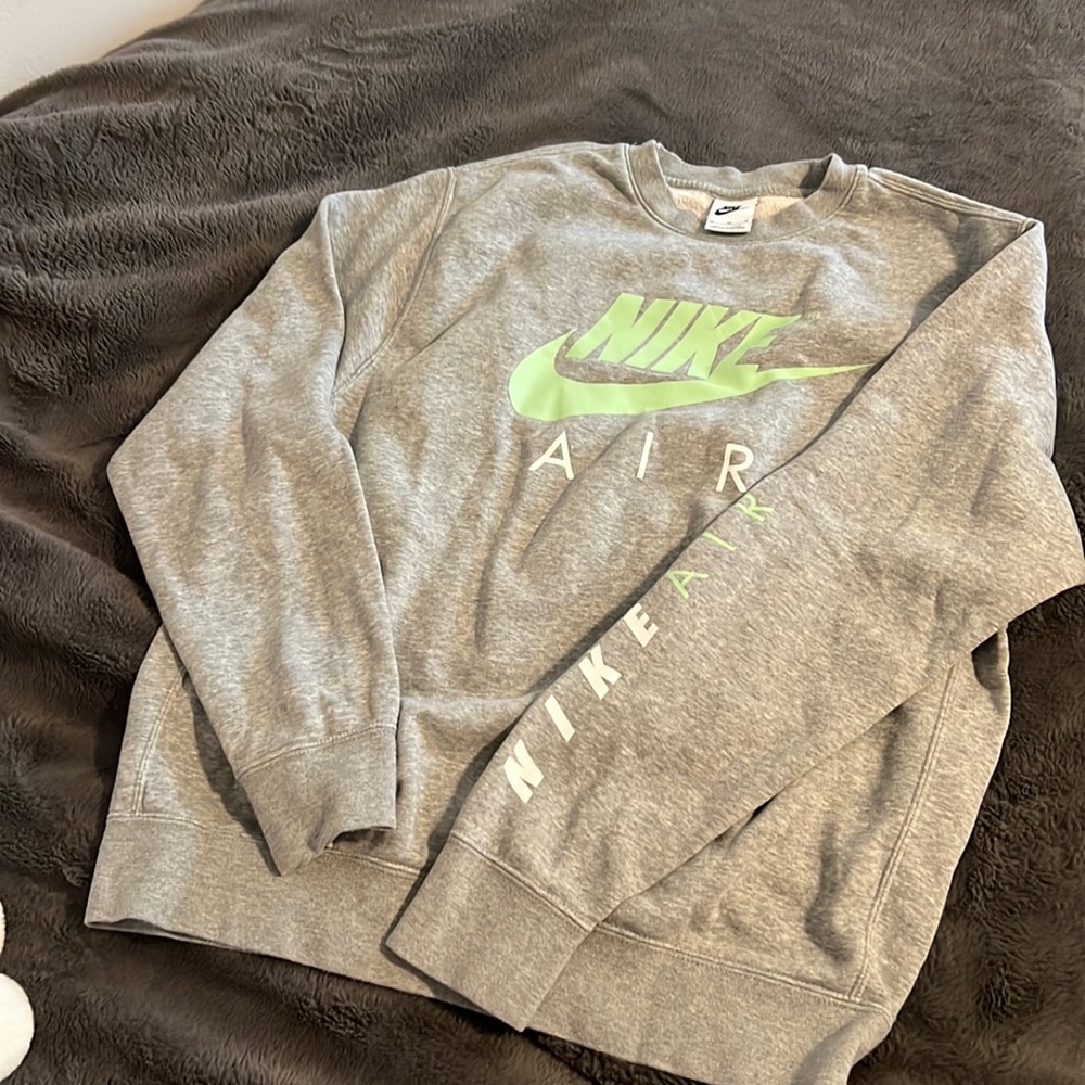 Nike Unisex Sweatshirt size medium